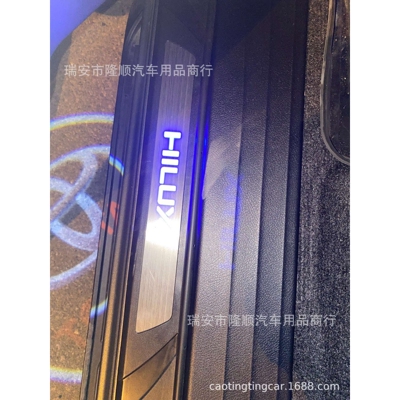 外贸 20-24款HILUX REVO Fortuner 原厂 带灯门槛条 LED迎宾踏板