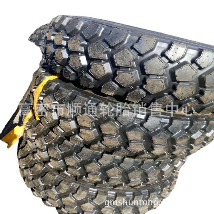 华鲁14.00R25全钢子午线矿山宽体自卸车轮胎13.00R25卡车
