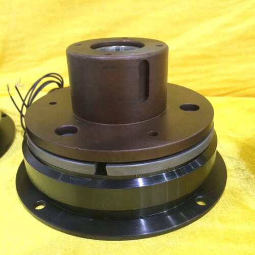 YS-C-101-2.5KG 单板电磁离合器 附轴承座 东莞厂家离合器