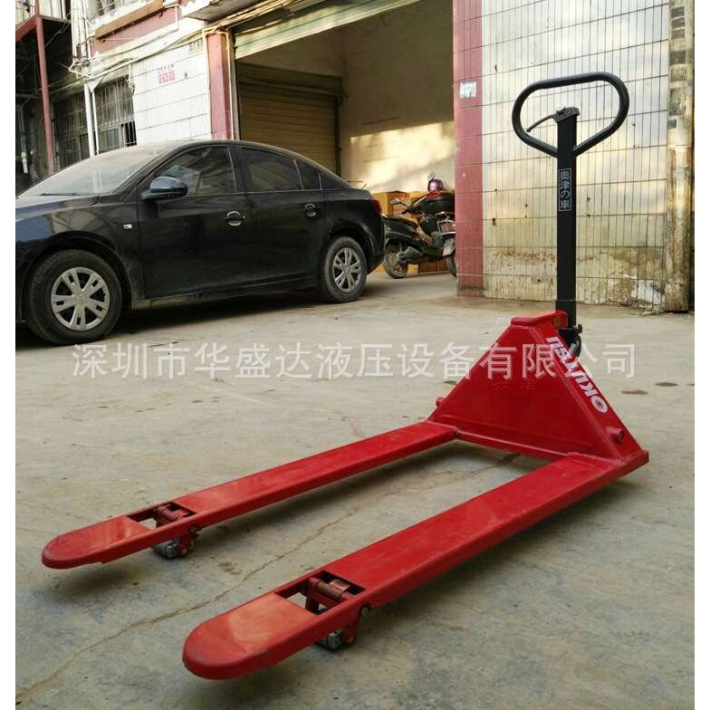 奥津低放型手动叉车 超低型手动搬运车 液压手拉叉车