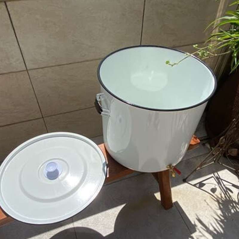 加大号搪瓷桶带盖茶桶大凉水缸水笼头搪瓷铜嘴桶复古怀旧老式茶缸
