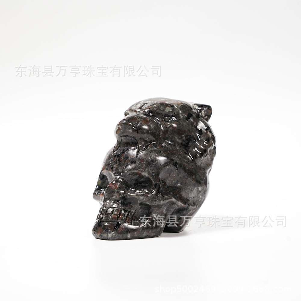 骷髅头天然水晶雕刻天然原石打磨鬼头万圣节装饰水晶头骨颅摆件
