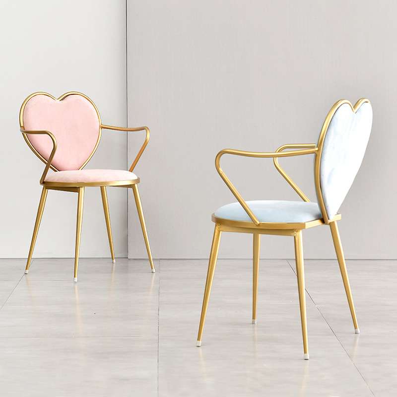 北欧创意餐椅铁艺心形椅美甲咖啡休闲椅金色梳妆台椅简约绒布椅子