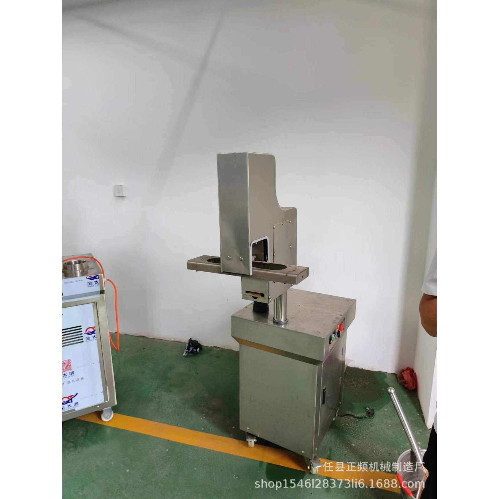 商用台式挂壁式自动拉面机断面不锈钢液压饸饹面机抻面机饸饹面机