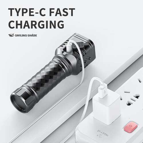 Four-bead fixed focus rechargeable flashlight for outdoor us