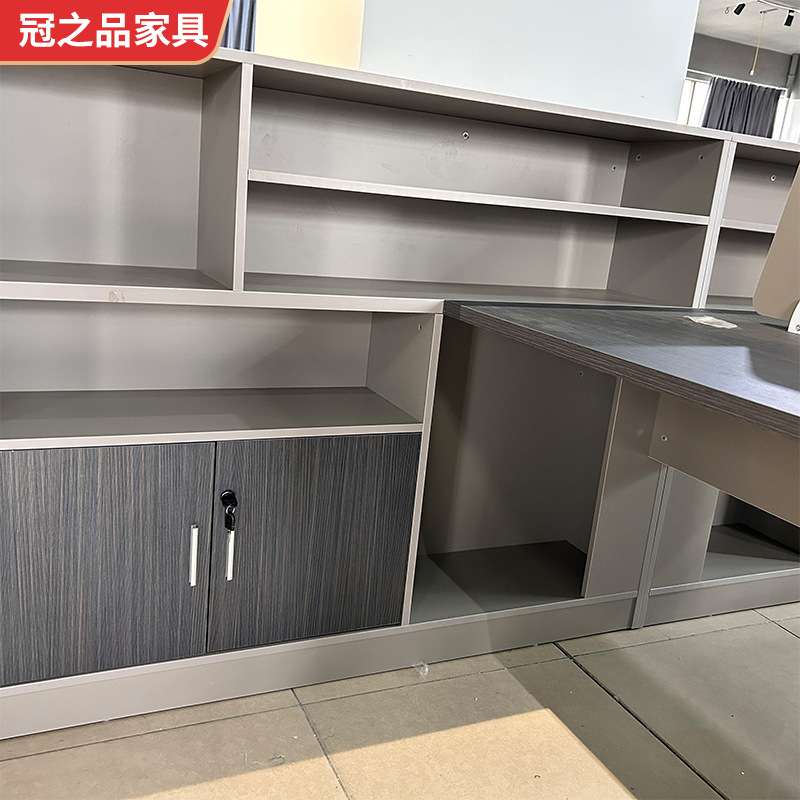 带隔板办公电脑桌 公司职员工位经理主管资料文件档案柜办公桌