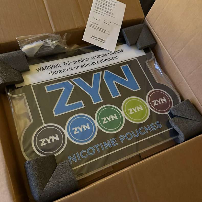 zyn广州厂家超薄展示灯箱防水级别户外造型门店广告灯箱