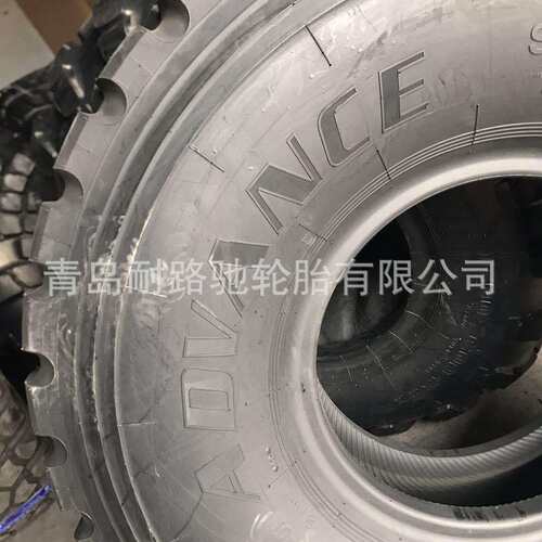 全钢丝载重轮胎 16.00R20    卡车轮胎 1600R20