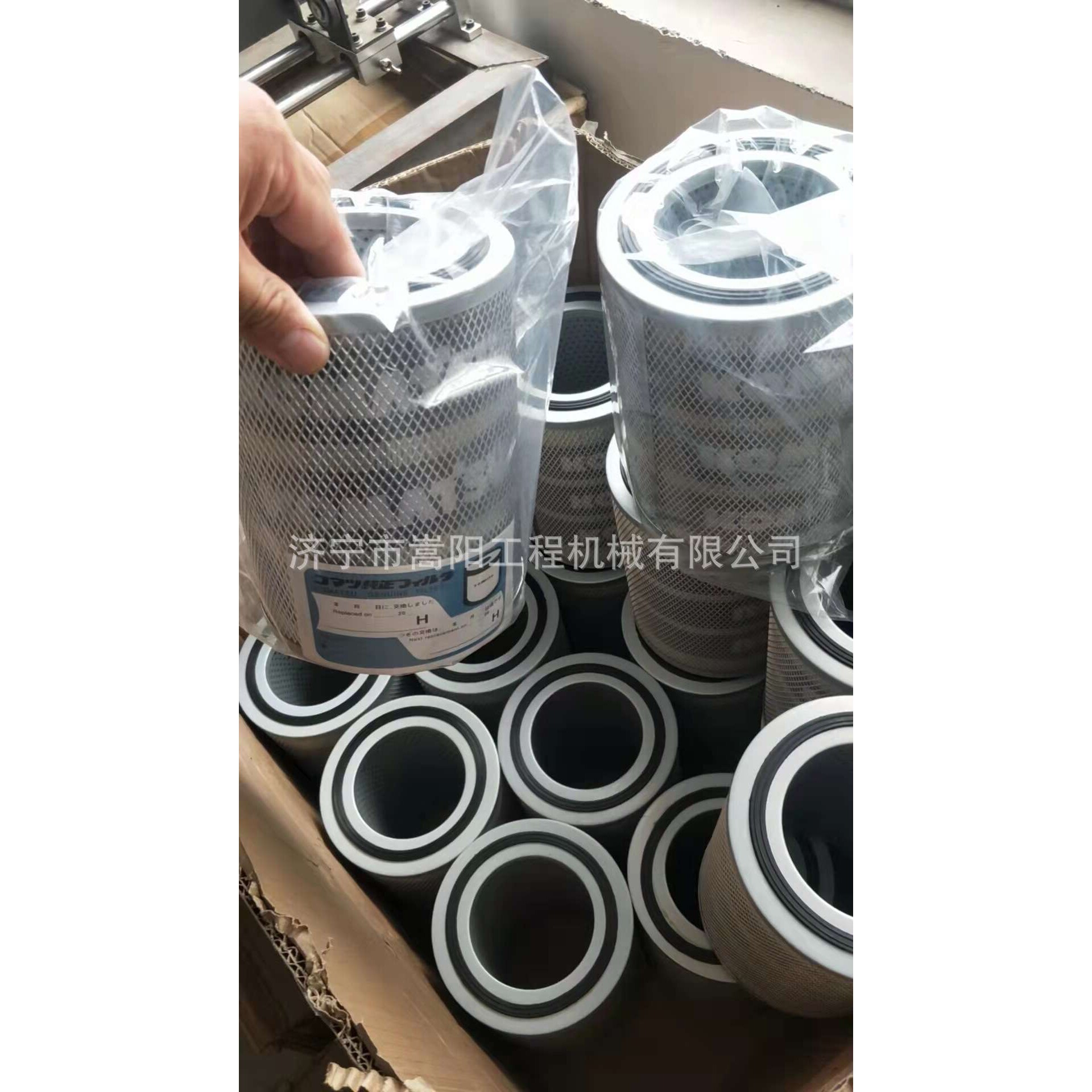山东SD42推土机全车滤芯生产厂家机油滤清器4367100
