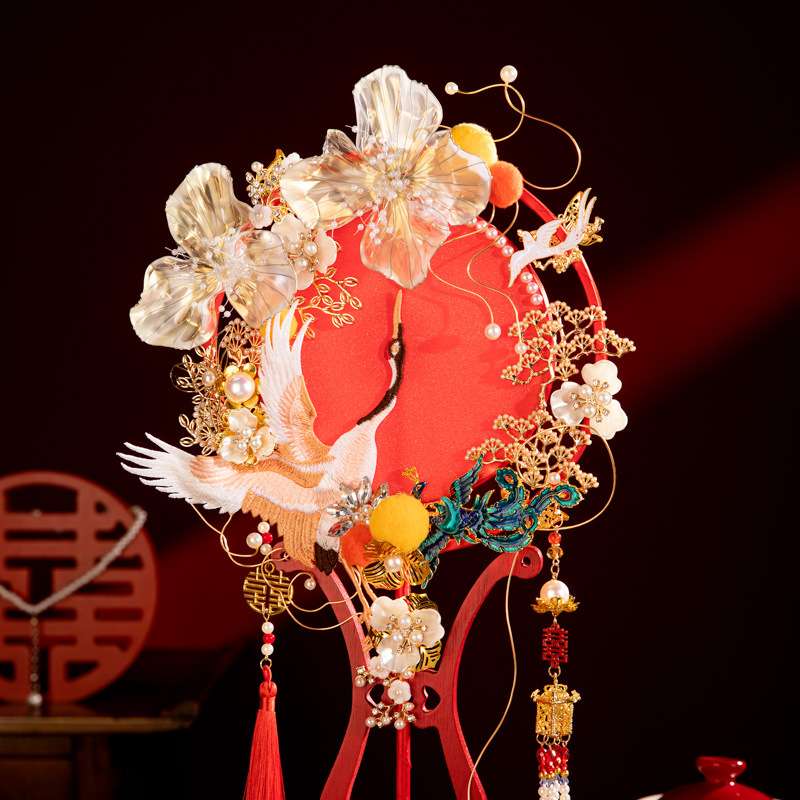 燕归巢新娘结婚中式手工扇秀禾服成品手持婚扇出嫁朋友闺蜜送礼成