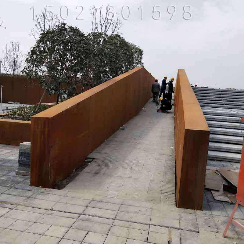 耐候红锈钢板景观幕墙造型l镂空扣板焊接安装锈蚀处理耐候钢幕墙