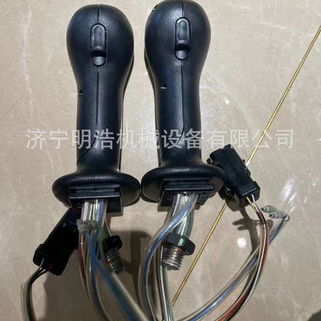 卡特怪兽挖掘机操纵手柄胶右边558-2600适用538 548 558 568