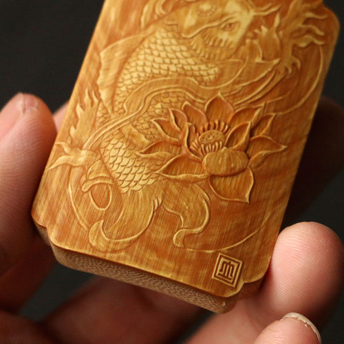 精品名家裘立钢纯手工留青浅浮雕刻钟馗荷花老玉竹手牌挂件手把件