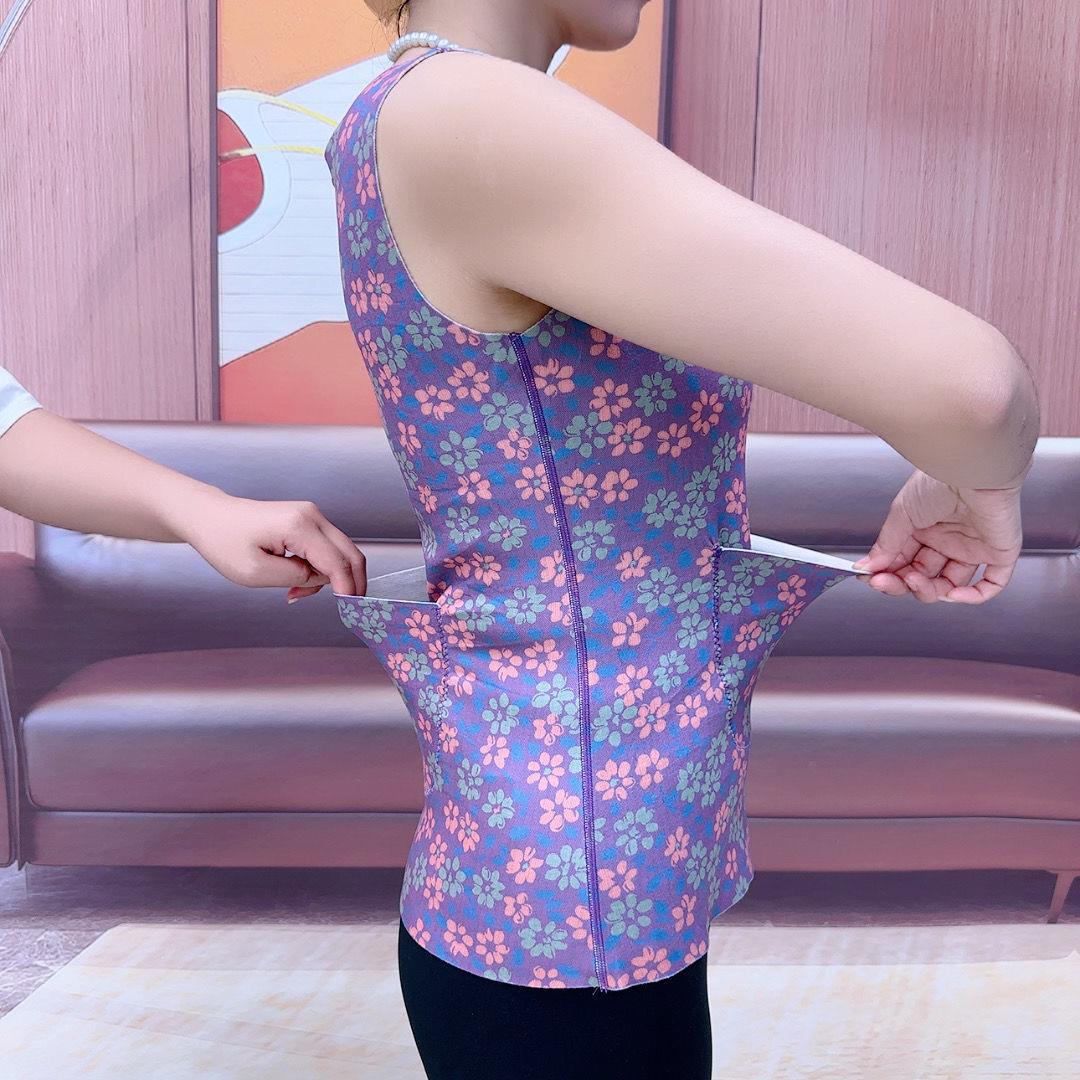 双面德绒带兜保暖背心冬季碎花护肚打底内穿防寒加绒无袖坎肩w
