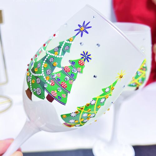 雪中的圣诞树水晶玻璃红酒杯高脚杯创意复古彩绘葡萄酒杯新年礼物