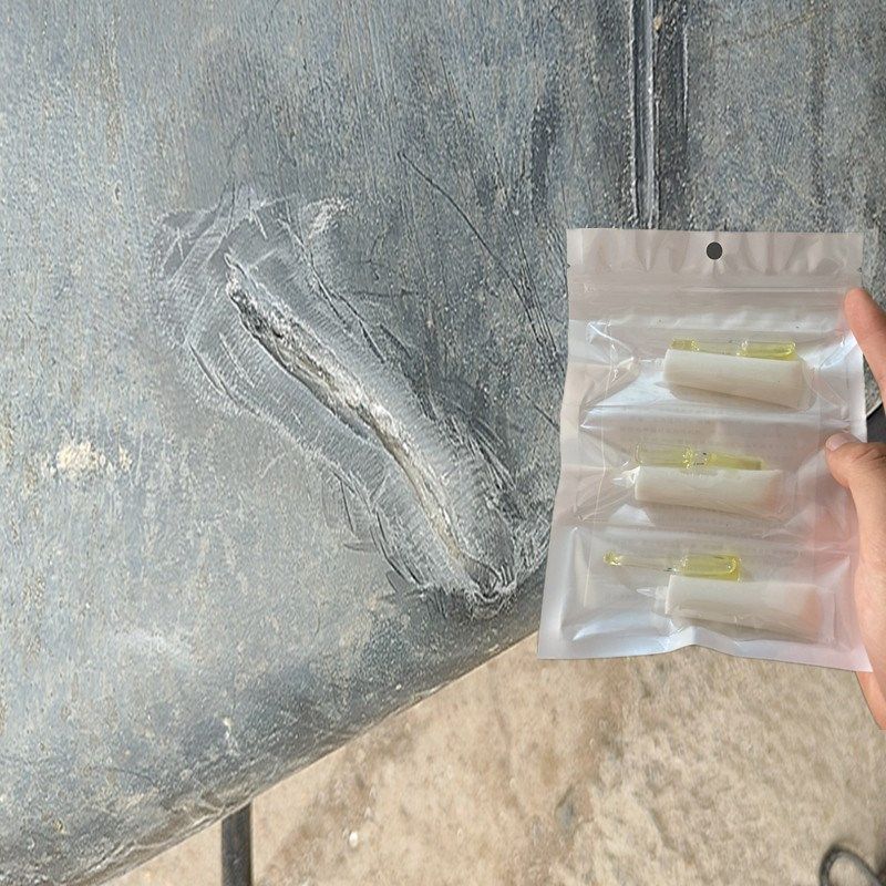 货车黑塑料PE油箱裂缝漏油修补胶尿素箱汽油罐柴油桶破裂修复焊接