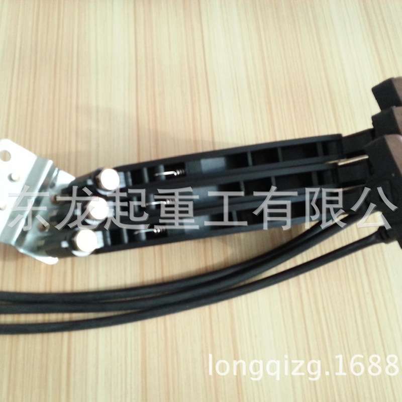 无接缝安全滑触线导电器 无接缝碳刷支架 无接缝集电器碳刷