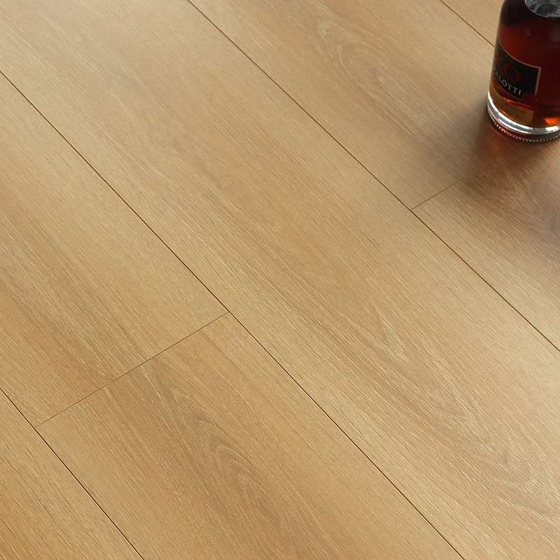 新三层实木地板15mm厚家用耐磨耐水三层整芯地板卧室地暖灰色地板