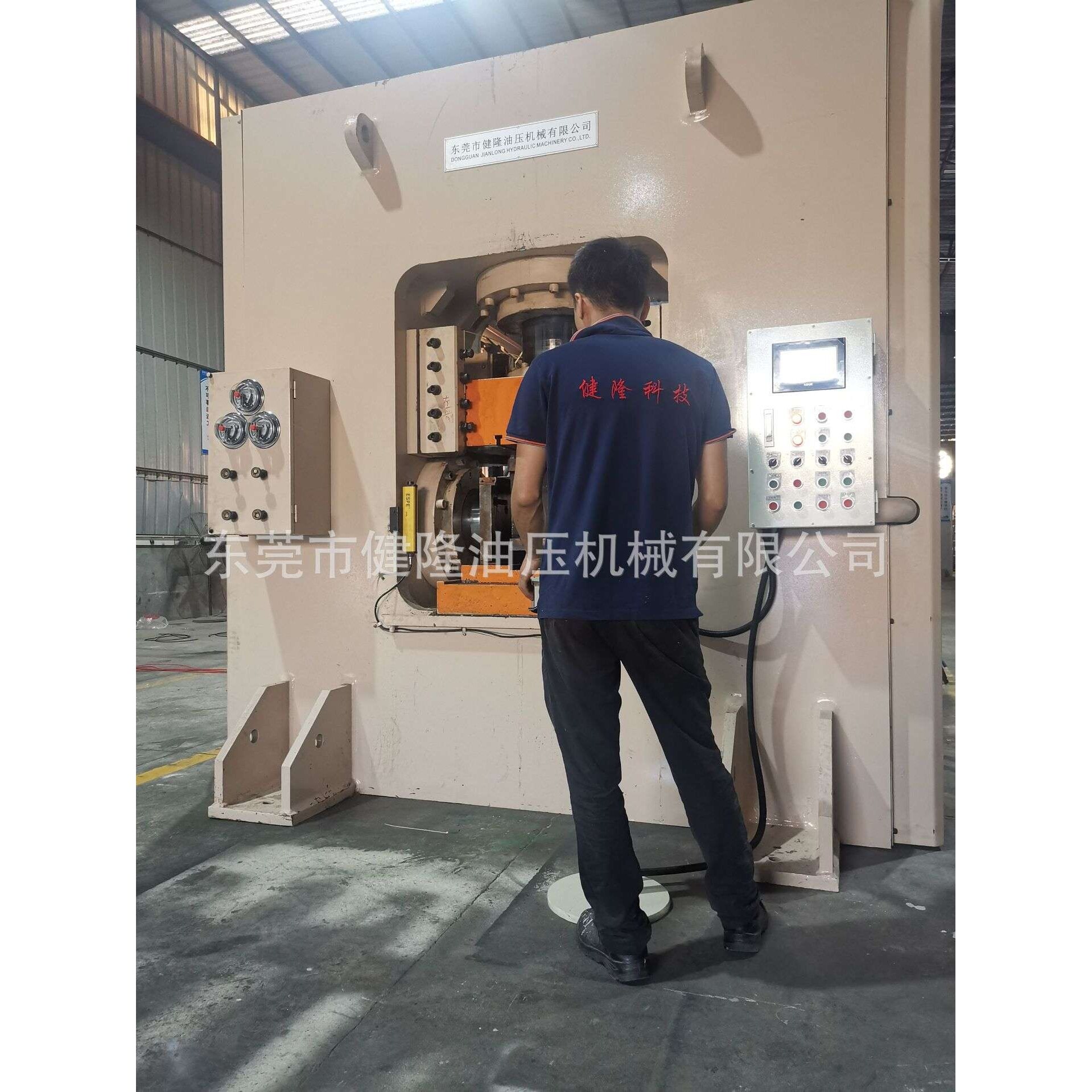 四柱切边机冷挤压机液压机检测维修保养翻新改造升级压铸压力机
