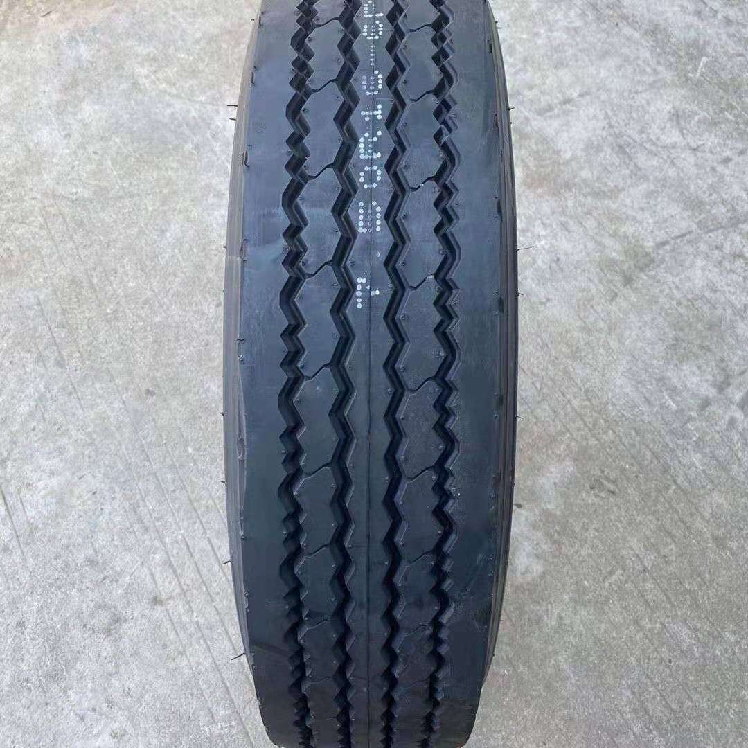全钢丝 朝阳轮胎700R16LT-14层 跃进超越 货车 江铃凯运7.00R16LT