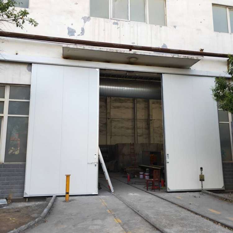 复合板推拉平移钢大门厂房车间压型平移大门 门体为聚氨酯复合板