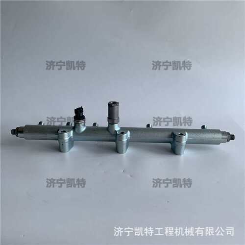 PC300/360-8M0挖掘机 发动机歧管总成6745-71-4310柴油共轨