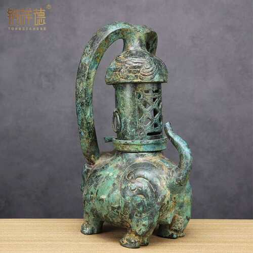 汉代灯具牛灯汉婚影视道具制作青铜器古摆件青铜宫灯博物馆复制