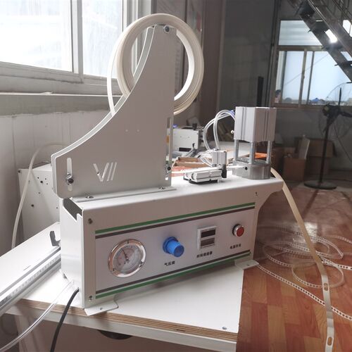 封边条冲孔机三合一打孔机封边带圆美贴冲片贴片盖机孔封堵圆形环