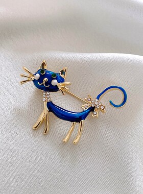 蓝色小猫咪胸针女款m高档2026年新款爆款别针防走光扣固定衣服配