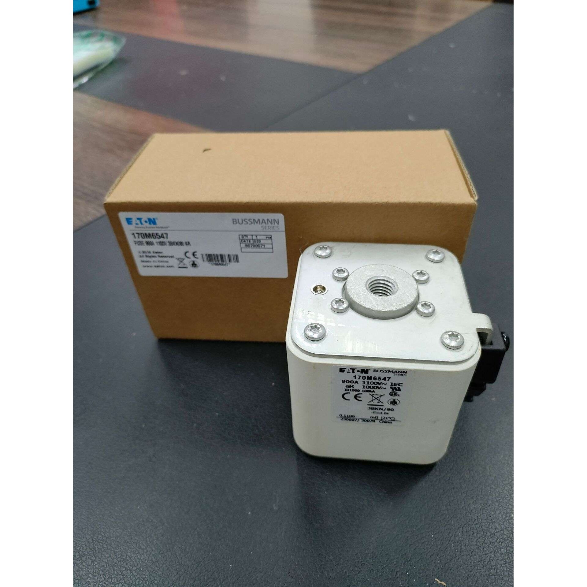 170M6547快速熔断器 1100V 900A 巴斯曼BUSSMANN快速熔断器