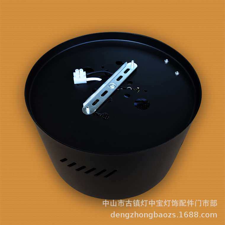 产销 8寸圆形明装筒灯 横螺防雾筒灯 明装防雾筒灯外壳 E27明装灯