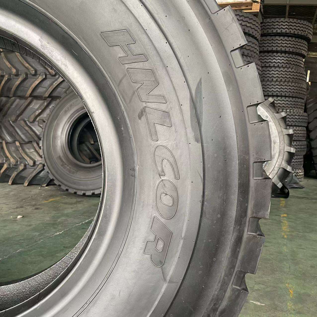 朝阳威狮矿山钢丝轮胎14.00R25工程轮胎1400R25现货销售