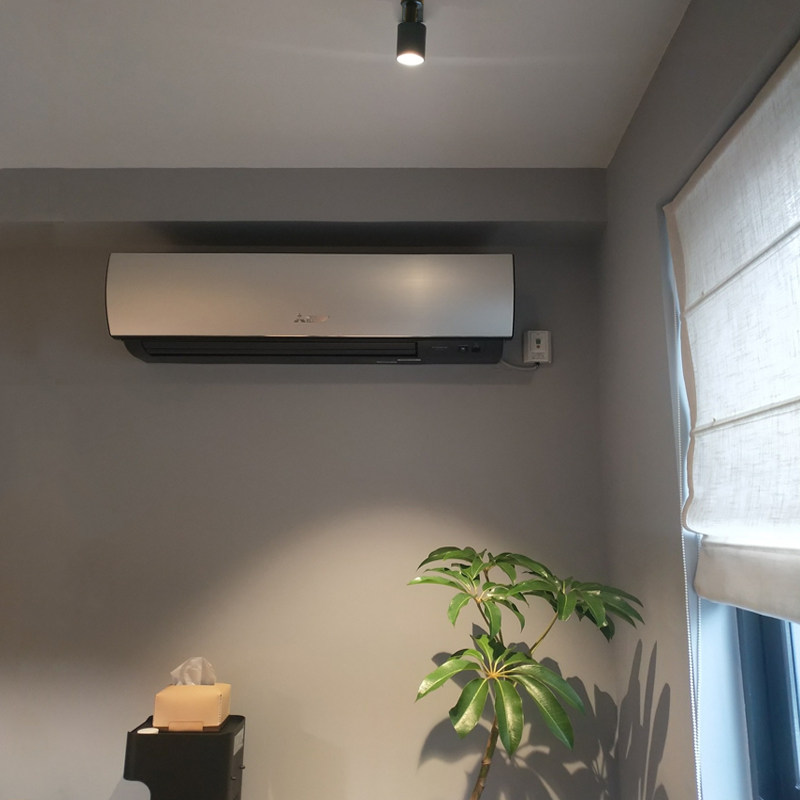 日式北欧轨道灯 客厅电视墙服装店商用COB天花LED射灯