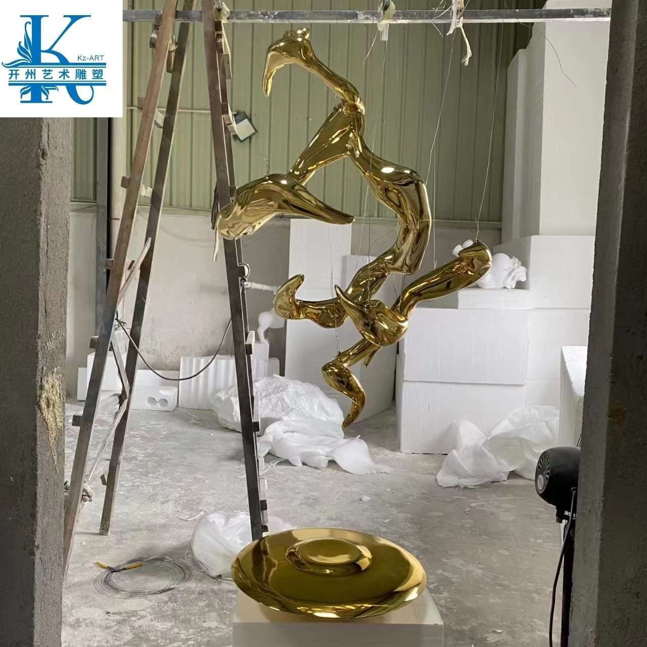 别墅售楼部样板房电镀飘带天花板雕塑吊饰景观园林酒店大堂装置品
