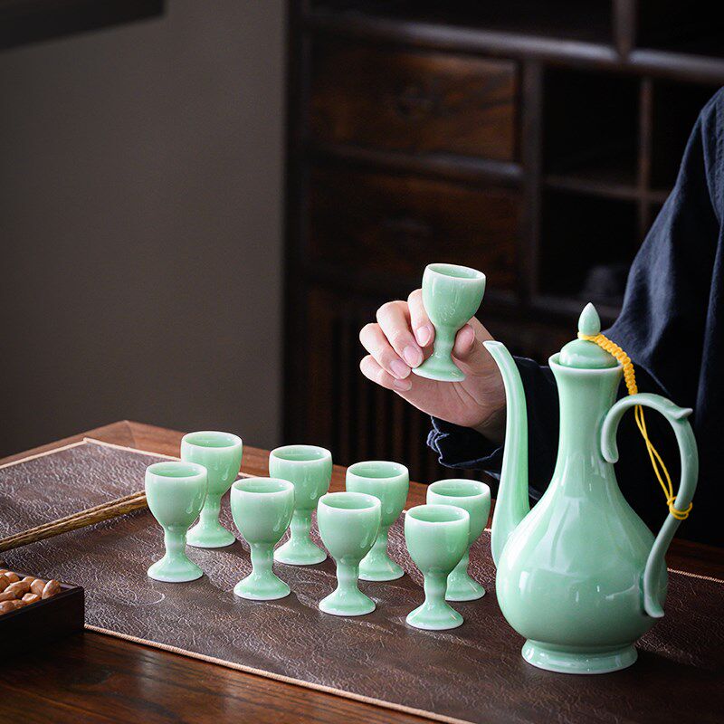 古风白酒酒具套装分酒器白酒杯家用高脚杯陶瓷中式酒壶高档礼盒装