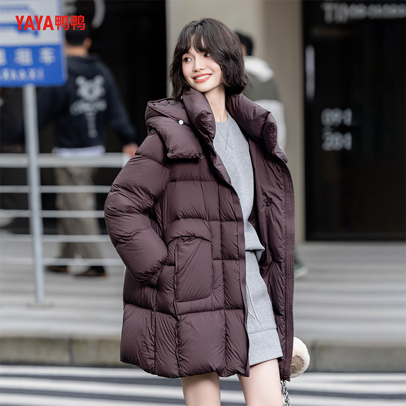 鸭鸭潮流羽绒服女休闲百搭时尚日常出门必备长袖上衣连帽纯色外套