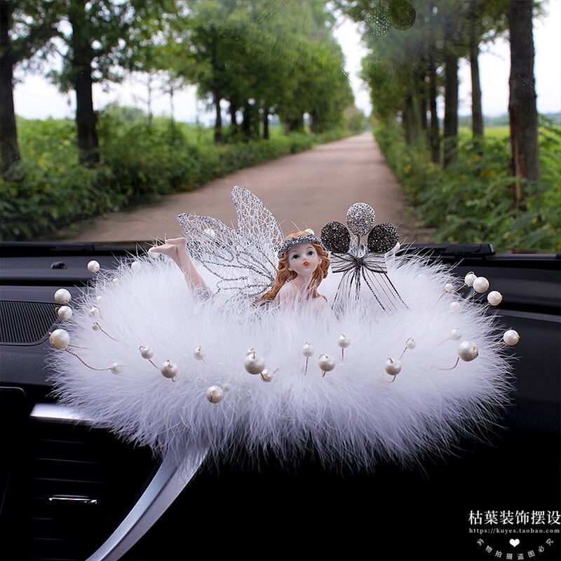 奔驰车内摆件年轻轻奢花仙子女神款车载香薰高级感汽车中控台装饰