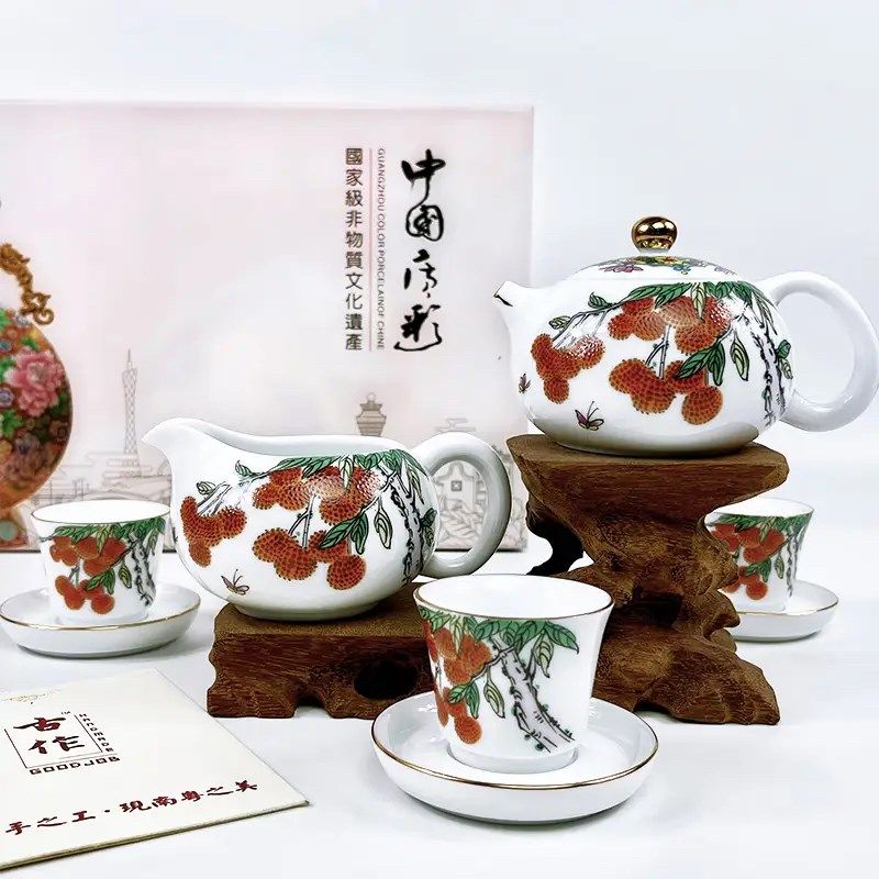实体店经营广彩工艺品 广州手信礼品 荔枝茶具整套 红棉花彩绘