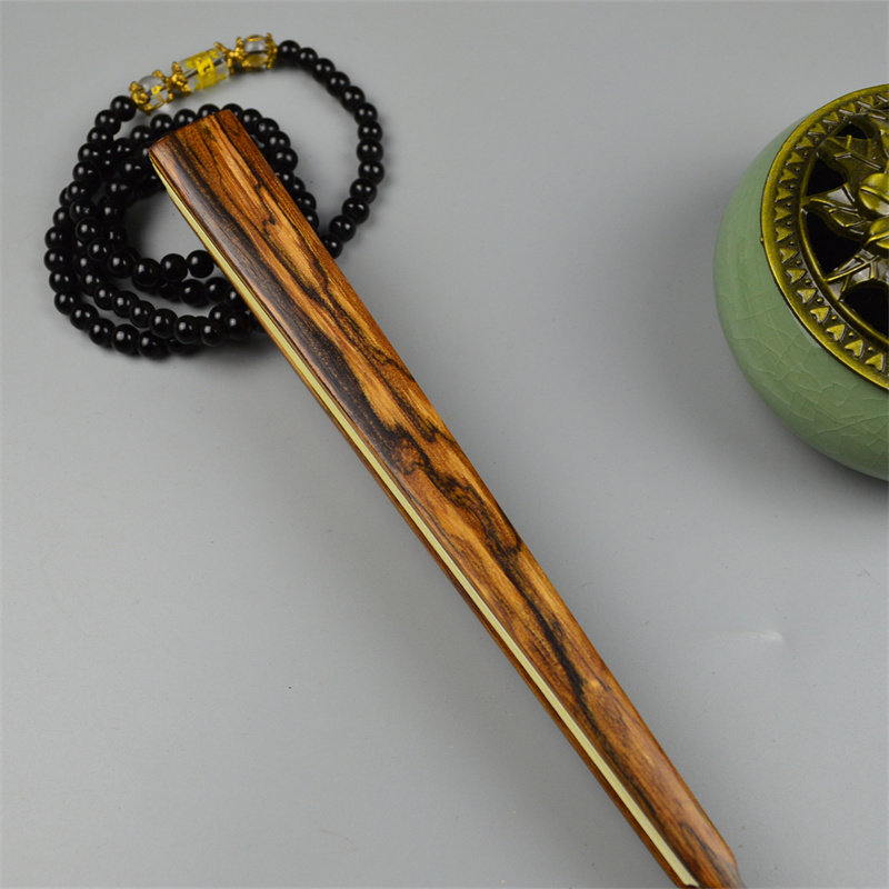 收藏品文玩折扇苏州老艺人制作9.5- 10寸印尼沉香木工艺扇油性足