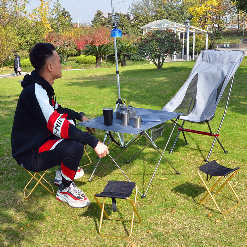 户外超轻铝合金便携式折叠桌野餐桌茶桌 露营自驾游烧烤方形桌子