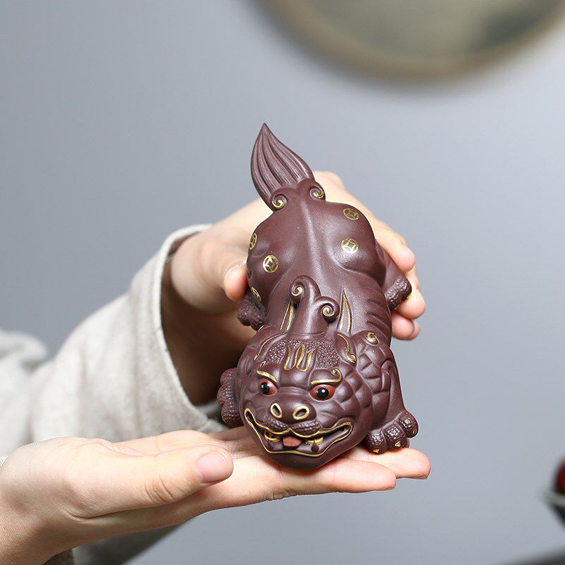 自在紫砂茶宠摆件精品可养雕塑名家戈家俊招财进宝描金貔貅金蟾