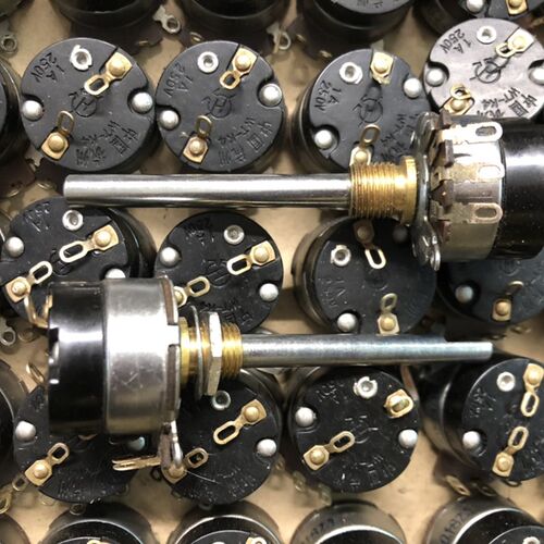 电子管收音机 开关电位器 杭州 WT-K4-470K-Z-0.1W,,柄长60mm.