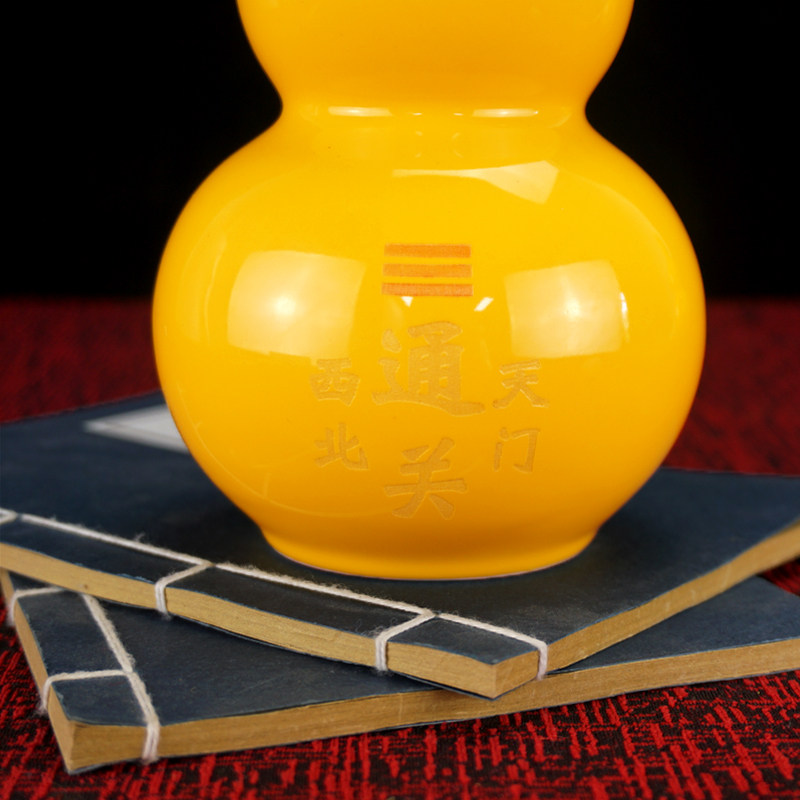 辟火龙瓶子解厨房在西北角灶台干位男主人黄色陶瓷葫芦装饰摆件