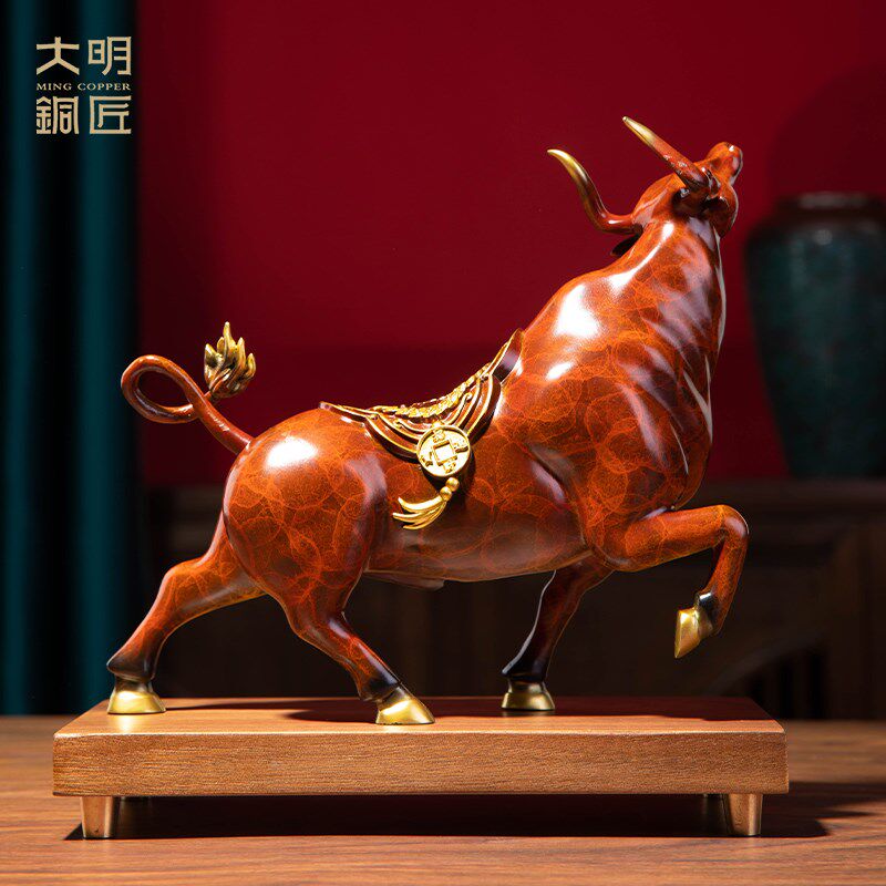 大明铜匠招财铜牛摆件办公桌桌面客厅玄关装饰品乔迁新居开业礼物