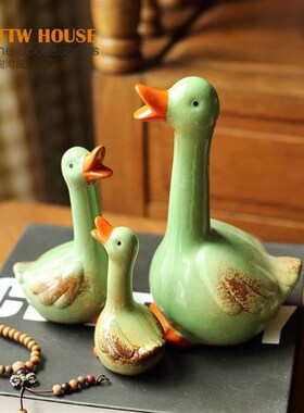欧式陶瓷工艺品 现代简约家居装饰品 绿色陶瓷卡通可爱鸭桌面摆件