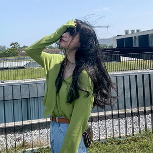 牛油果绿长袖外搭开衫女防晒衫冰丝夏季外套v领短款针织薄款上衣