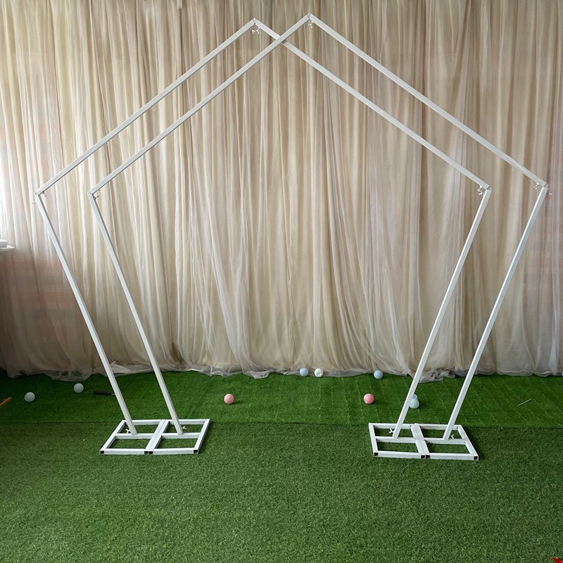 新款婚庆道具浪漫爱情小屋五边形拱门婚礼装饰舞台铁艺背景屏风