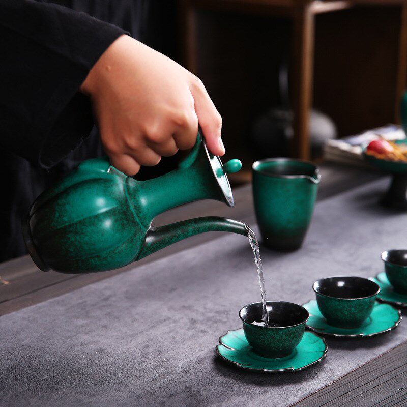 越窑青瓷小酒壶古风陶瓷半斤装酒壶空酒瓶中式家用复古白酒分酒器