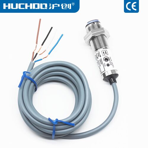 M18红外线光电开关传感器CDD-40N/CDD-11N/40P三线NPN常开PNP24V