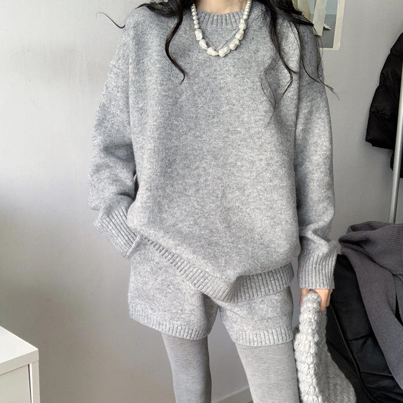 灰色毛衣针织洋装子女秋